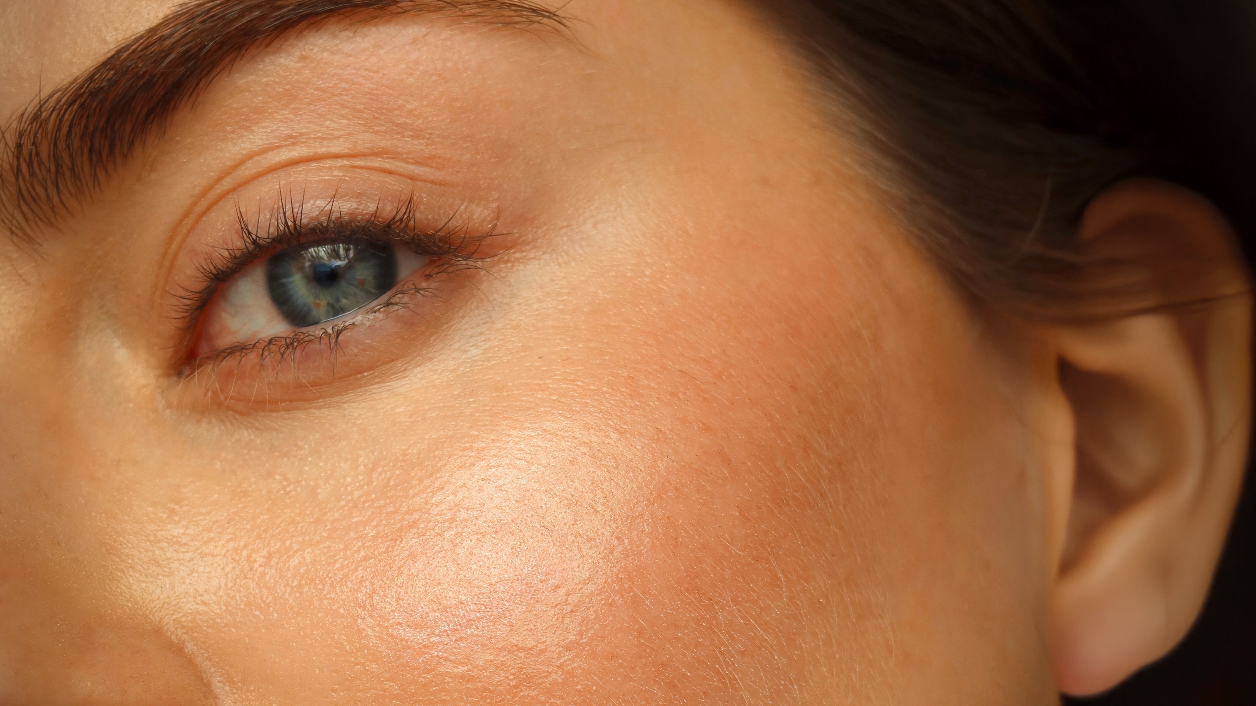 Glowing Skin Without Make-Up